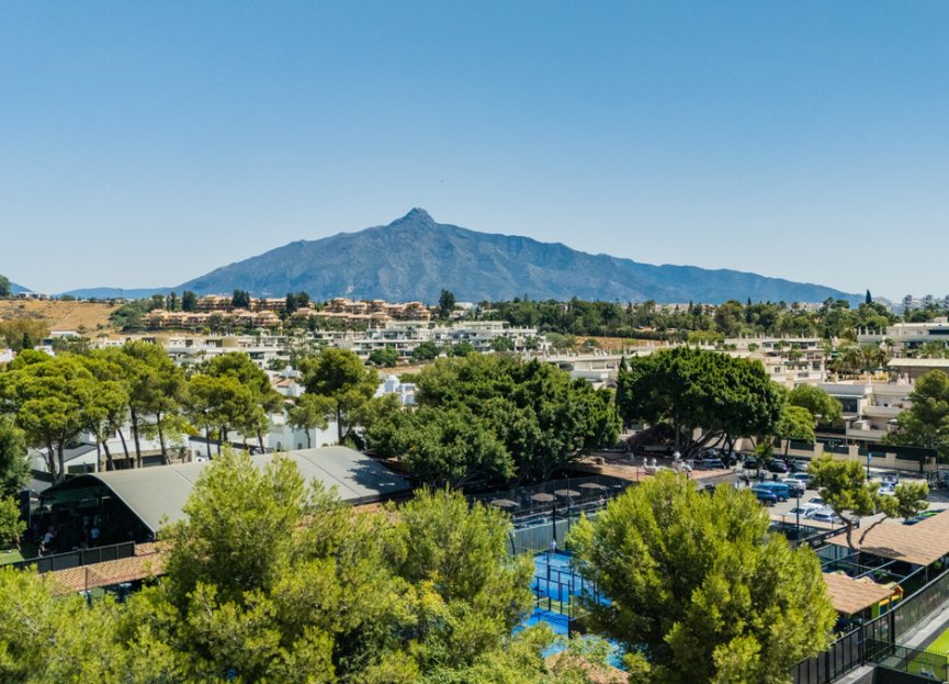 Resale - Apartment - Penthouse - Marbella - Nueva Andalucia