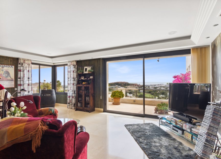 Resale - Apartment - Penthouse - Marbella - Nueva Andalucia