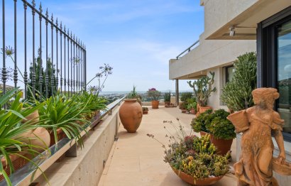 Resale - Apartment - Penthouse - Marbella - Nueva Andalucia