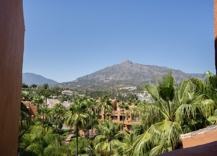 Resale - Apartment - Penthouse - Marbella - Puerto Banús