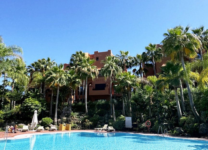 Resale - Apartment - Penthouse - Marbella - Puerto Banús