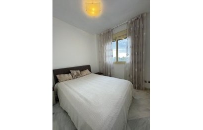 Resale - Apartment - Middle Floor Apartment - Marbella - Nueva Andalucia