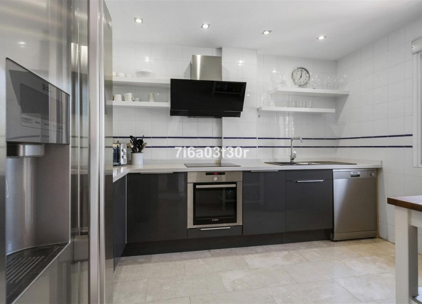 Resale - House - Townhouse - Marbella - Puerto Banús