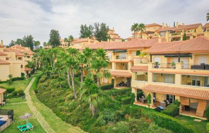 Resale - Apartment - Middle Floor Apartment - Marbella - Nueva Andalucia