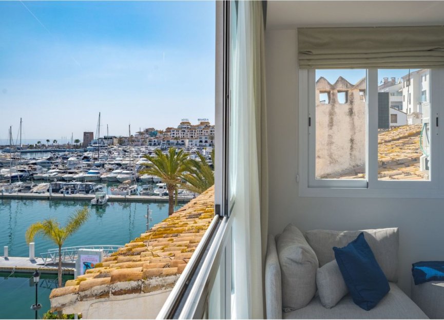 Resale - Apartment - Penthouse - Marbella - Puerto Banús