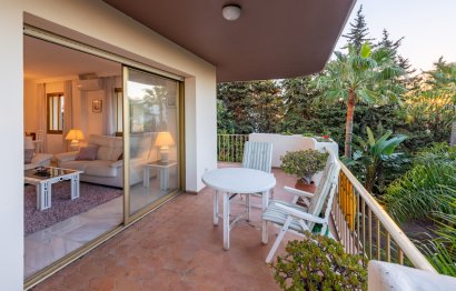 Resale - Apartment - Middle Floor Apartment - Marbella - Nueva Andalucia