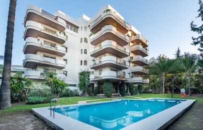 Resale - Apartment - Middle Floor Apartment - Marbella - Nueva Andalucia