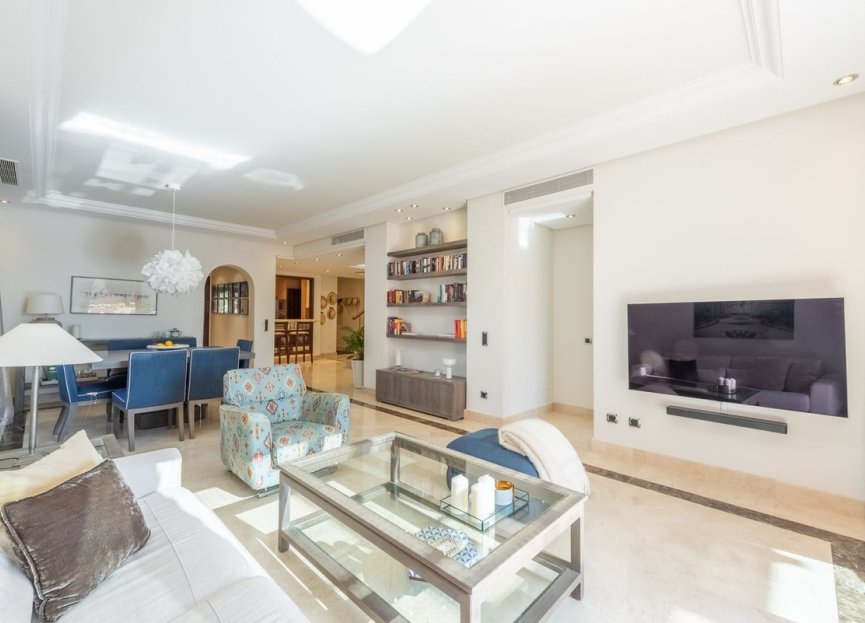 Resale - Apartment - Penthouse - Estepona - New Golden Mile