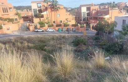 Resale - Plot - Residential Plot - Elviria