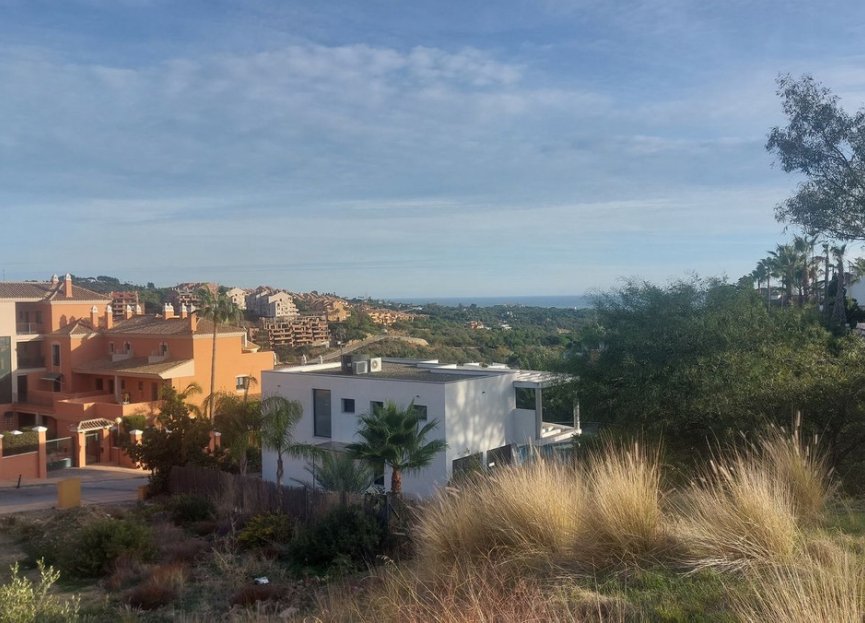 Resale - Plot - Residential Plot - Elviria