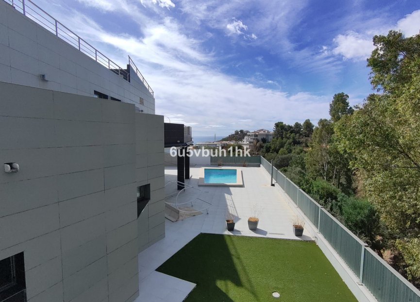 Reventa - House - Detached Villa - Benalmádena