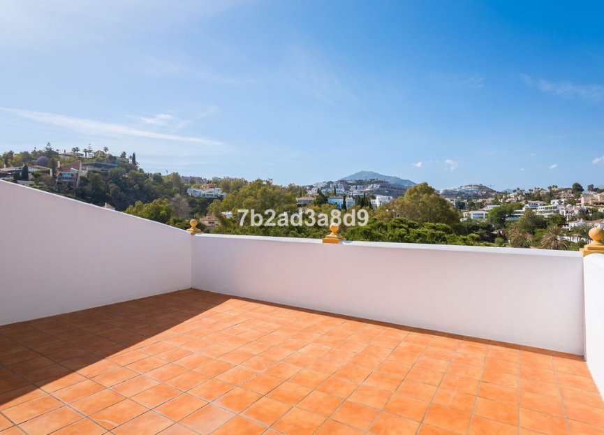 Resale - House - Townhouse - Benahavís - La Quinta