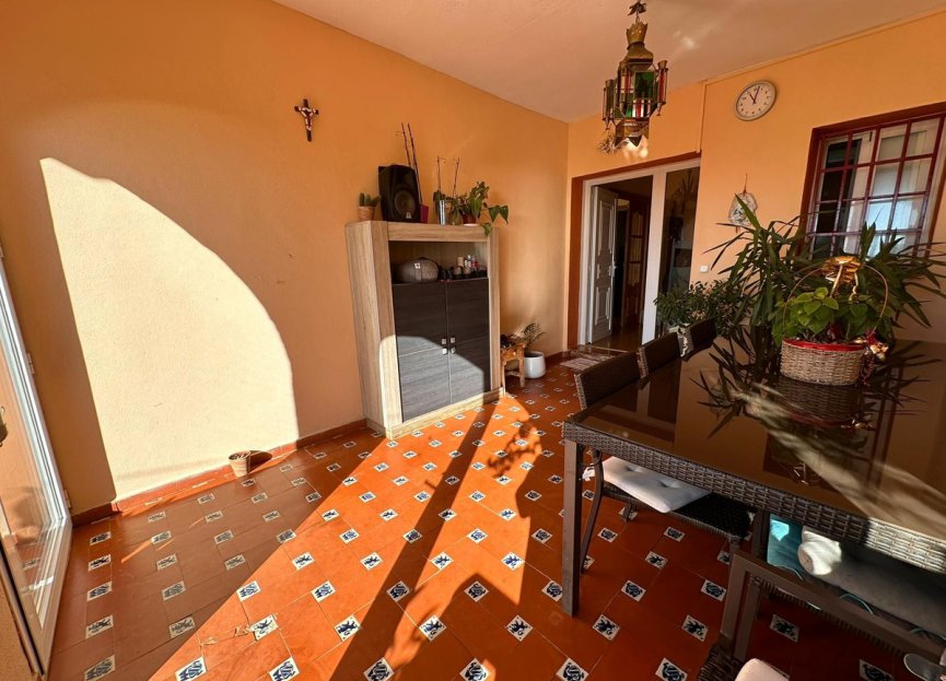 Resale - House - Detached Villa - Benalmádena