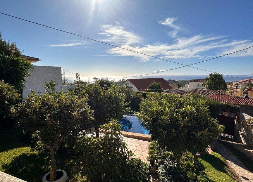 Resale - House - Detached Villa - Benalmádena