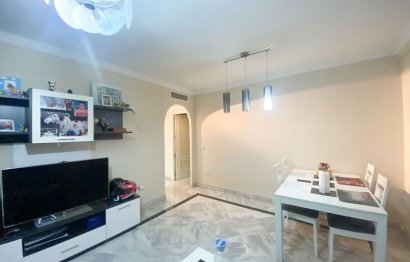 Resale - Apartment - Ground Floor Apartment - Marbella - Nueva Andalucia