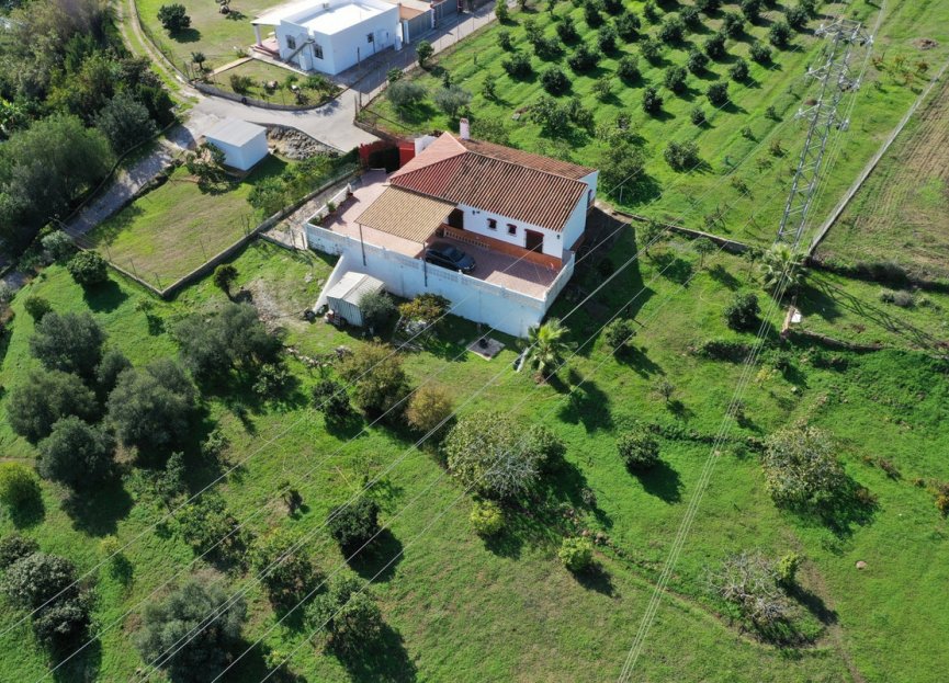 Resale - House - Finca - Cortijo - Estepona - El Padron