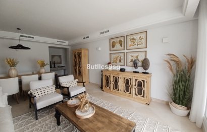 Resale - Apartment - Middle Floor Apartment - Marbella - Aloha