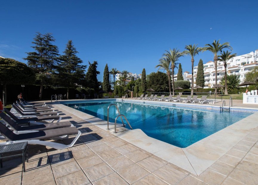 Resale - Apartment - Penthouse - Marbella - Nueva Andalucia