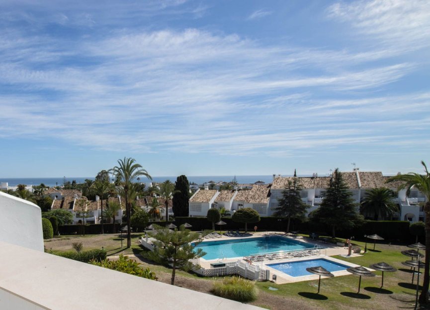 Resale - Apartment - Penthouse - Marbella - Nueva Andalucia