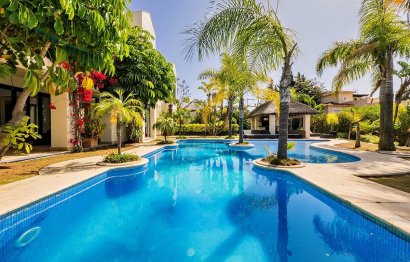 Resale - House - Detached Villa - Marbella - Bahía de Marbella