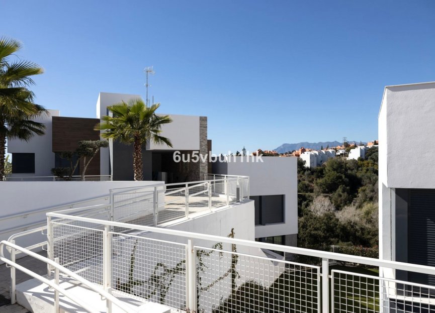 Resale - Apartment - Ground Floor Apartment - Marbella - Artola