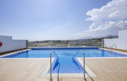 Resale - Apartment - Middle Floor Apartment - Marbella - Nueva Andalucia