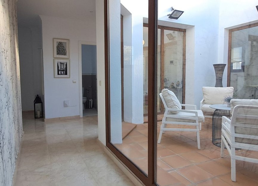 Resale - House - Detached Villa - Estepona - New Golden Mile