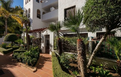 Resale - Apartment - Ground Floor Apartment - Marbella - Nueva Andalucia