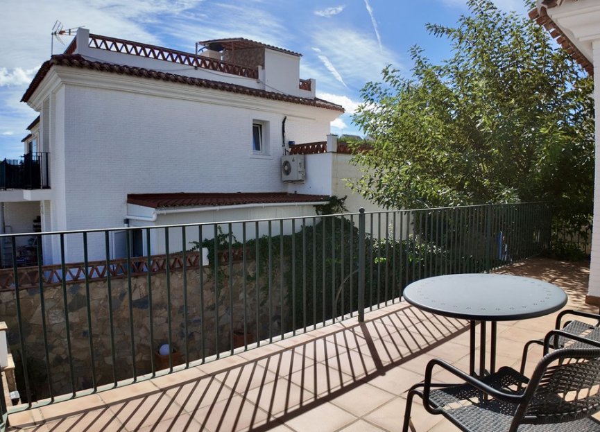 Resale - House - Townhouse - Benalmádena - Benalmadena Pueblo