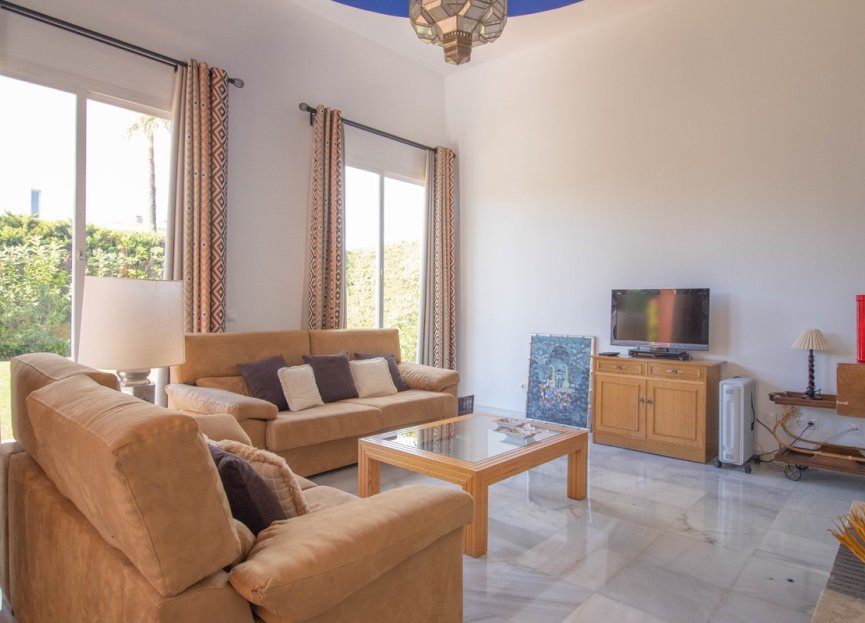 Resale - House - Detached Villa - Marbella - Nueva Andalucia