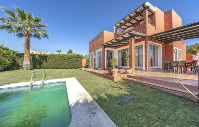 Resale - House - Detached Villa - Marbella - Nueva Andalucia