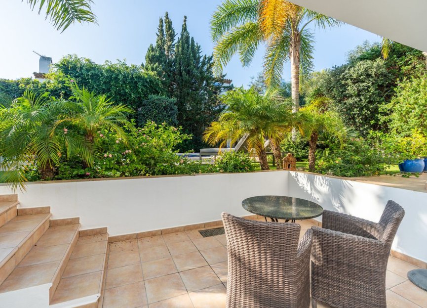 Resale - House - Detached Villa - Marbella - Marbesa