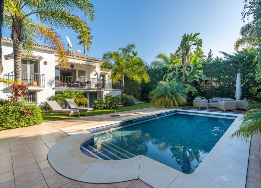 Resale - House - Detached Villa - Marbella - Marbesa