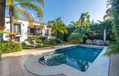 Resale - House - Detached Villa - Marbella - Marbesa