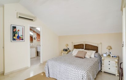 Resale - Apartment - Penthouse - Marbella - Bahía de Marbella