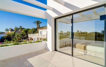 Resale - House - Detached Villa - Marbella - Marbesa