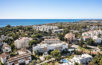 Resale - Apartment - Middle Floor Apartment - Marbella - Nueva Andalucia