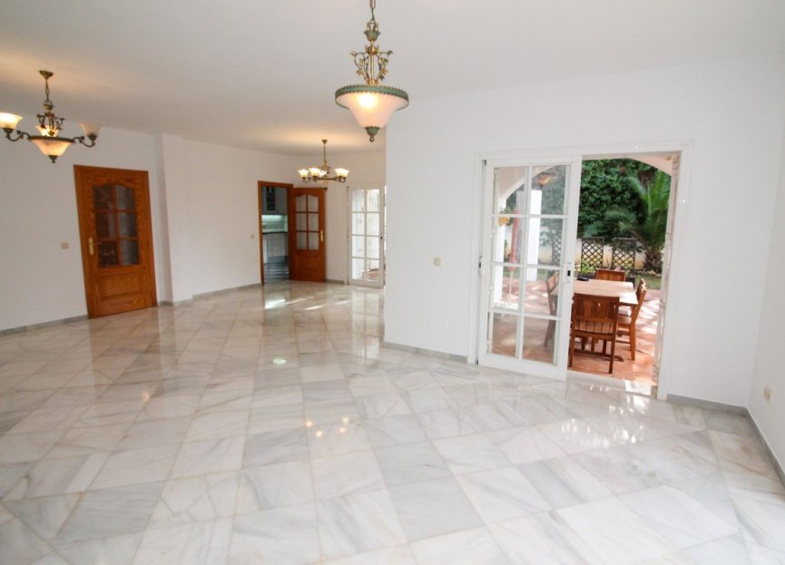 Resale - House - Detached Villa - Mijas - Calahonda