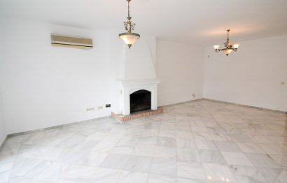 Resale - House - Detached Villa - Mijas - Calahonda