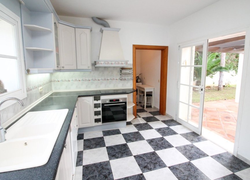 Resale - House - Detached Villa - Mijas - Calahonda