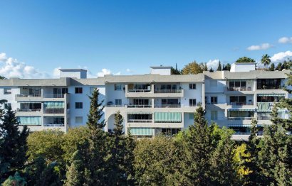 Resale - Apartment - Middle Floor Apartment - Marbella - Nueva Andalucia