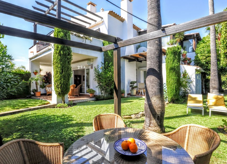 Resale - House - Semi-Detached House - Marbella - The Golden Mile