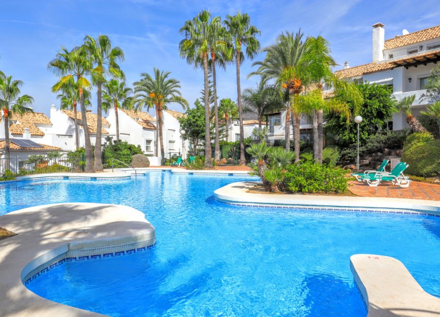 Resale - House - Semi-Detached House - Marbella - The Golden Mile