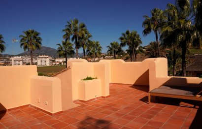 Resale - House - Townhouse - Marbella - Nueva Andalucia