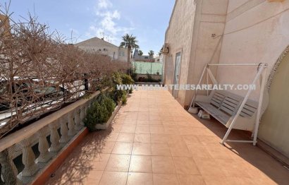 Resale - Townhouse - Los Narejos - Urb. Oasis