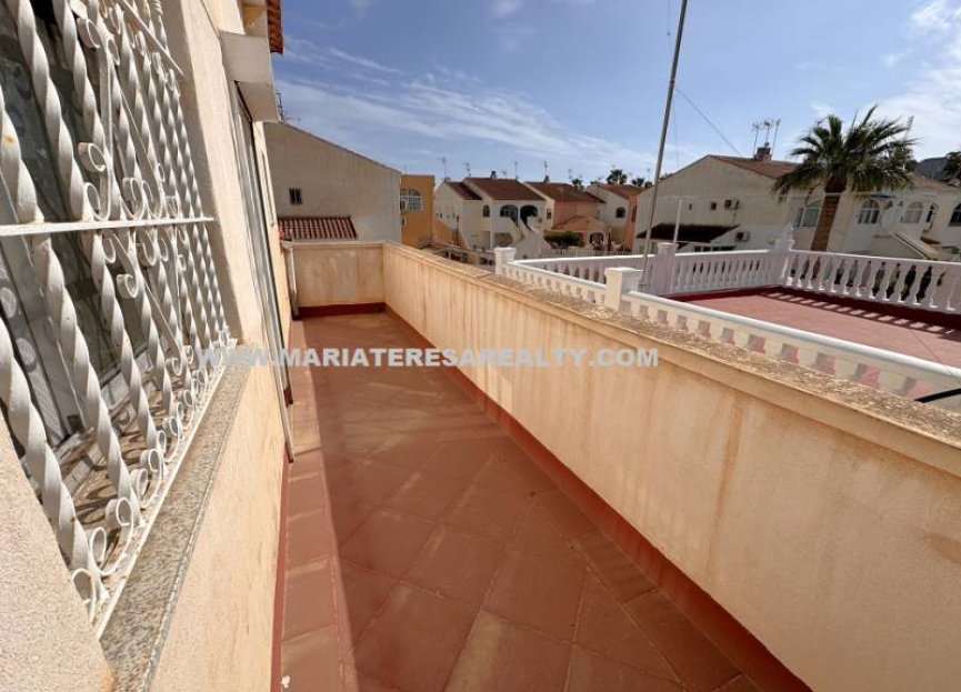 Resale - Townhouse - Los Narejos - Urb. Oasis