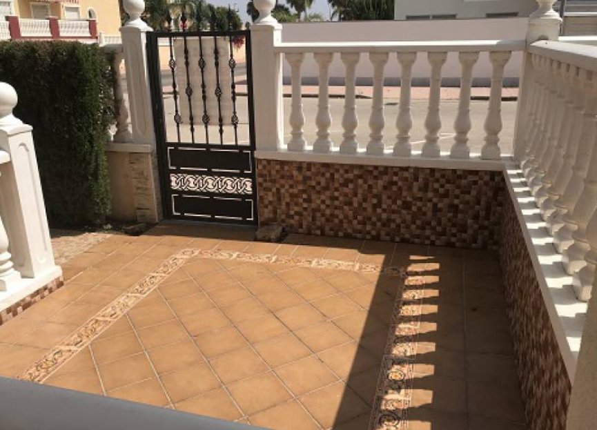 Resale - Townhouse - Los Alcazares - Gated complex El Divino