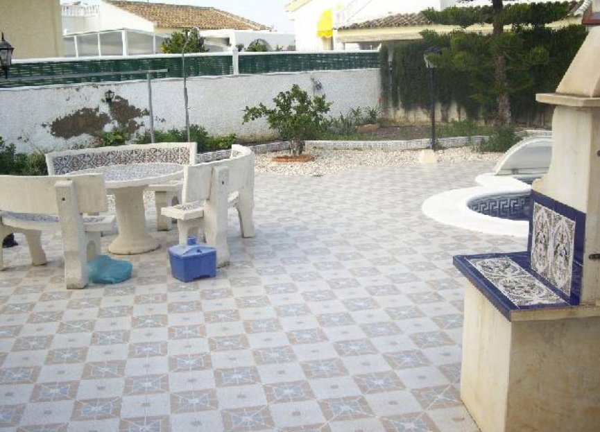 Resale - Villa - Los Alcazares - Oasis