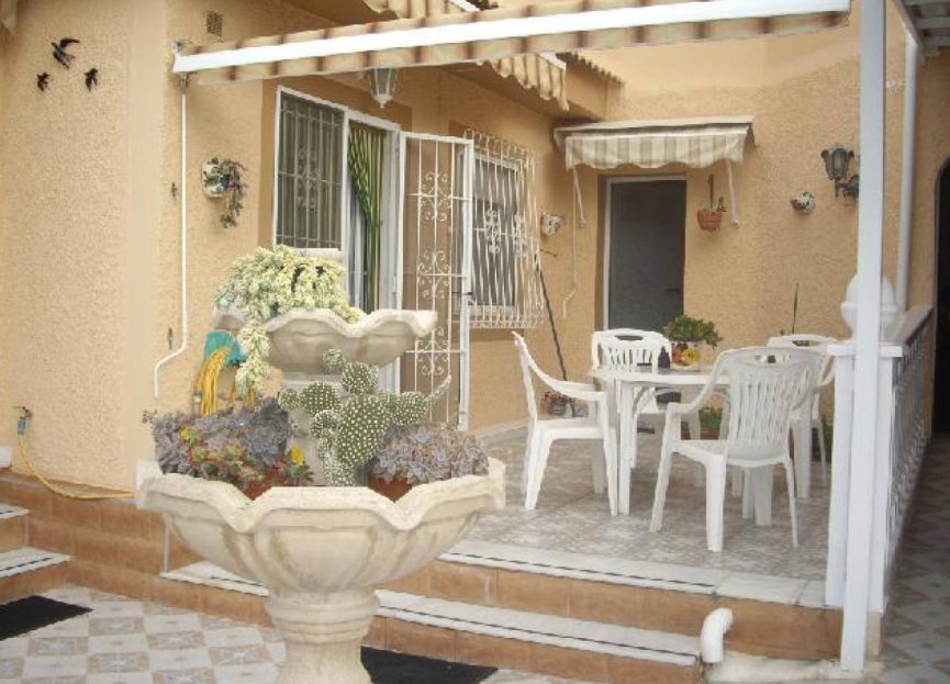 Resale - Villa - Los Alcazares - Oasis