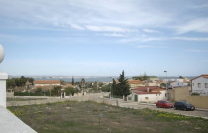 Resale - Villa - El Carmoli - Punta Brava